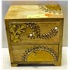 Image 1 : JEWELRY BOX