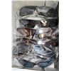 Image 1 : 6 PAIRS OF VARIOUS DESIGNER SUNGLASSES