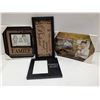 Image 1 : HOME DECOR FRAMES & PICS "FAMILY THEMED"