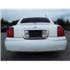 Image 17 : 0C --  2000 LINCOLN TOWN CAR EXECUTIVE LIMOUSINE, WHITE, 229,944 MILES