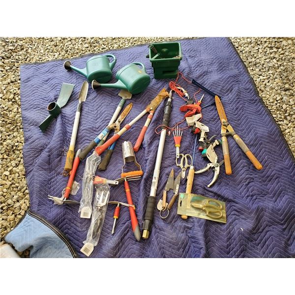 Lot of Garden tools "Gutter Cleaner"