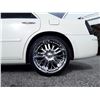 Image 19 : B2 --  2006 CHRYSLER 300 TOURING, White, 256262 KM's