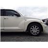 Image 22 : B4 --  2004 CHRYSLER PT CRUISER TOURING, White, 152232 KM's