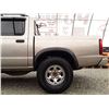 Image 23 : F5 --  2000 NISSAN FRONTIER CREW CAB XE 4X4, Brown, 231375 MILES