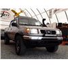 Image 7 : F5 --  2000 NISSAN FRONTIER CREW CAB XE 4X4, Brown, 231375 MILES