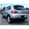Image 17 : A10 --  2009 VW TIGUAN SE AWD, White, 200235 KM's  "NO RESERVE"