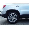 Image 33 : A10 --  2009 VW TIGUAN SE AWD, White, 200235 KM's  "NO RESERVE"