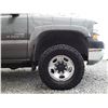 Image 29 : G4 --  2002 CHEVROLET SILVERADO 2500 HEAVY DUTY EXT CAB 4X4, Grey, 384404 KM's