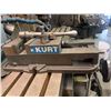 Image 2 : KURT D675 INDUSTRIAL PRECISION HEAVY DUTY MACHINE VICE