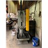 Image 2 : *PC* GREY 12" X 12" SQUARE INDUSTRIAL  HEAVY DUTY HYDRAULIC CYLINDER PRESS WITH HAND CONTROLS