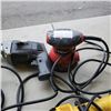 Image 2 : 2 ELECTRIC DRILLS WITH TROUBLE LIGHT  AND PALM SANDER ALL WORKING