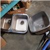 Image 1 : STAINLESS DOUBLE SINK AND SINGLE SINK