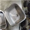 Image 2 : STAINLESS DOUBLE SINK AND SINGLE SINK