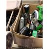 Image 8 : 2 BOXES OF POWER TOOLS AND PERSONAL SHOPPING CART