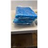 Image 2 : LOT OF 3 NEW BUBBLE BALLS AND FITTED TABLE COVERS