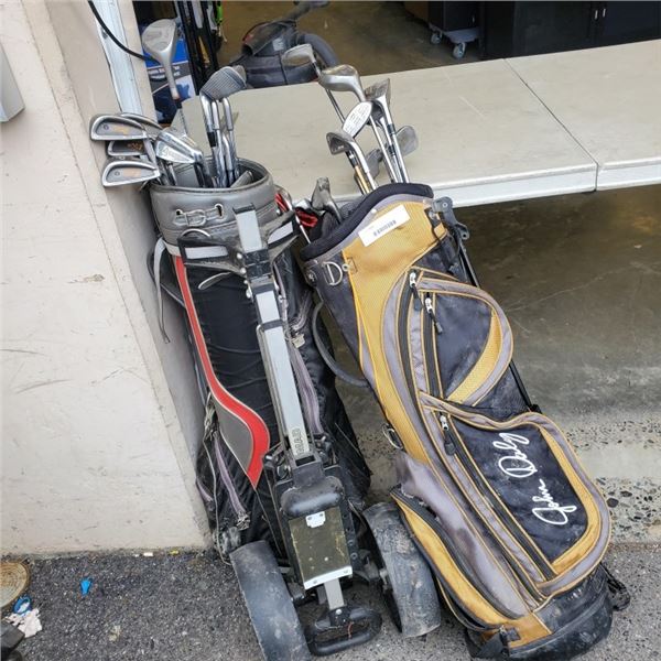 2 BAGS OF VARIOIUS RH GOLF CLUBS