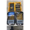 Image 2 : 2 DEWALT CORDLESS DRILLS AND IMPACT GUN - 3 BATTERIES FOR CORDLESS DRILL AND 2 BIT SETS