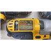 Image 8 : 2 DEWALT CORDLESS DRILLS AND IMPACT GUN - 3 BATTERIES FOR CORDLESS DRILL AND 2 BIT SETS