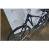 Image 2 : BLUE AND BLACK CYPRESS BIKE
