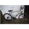 Image 1 : SILVER CCM BIKE