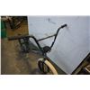 Image 2 : BLACK NO BRAND BIKE