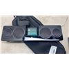 Image 2 : APPLE IPOD TOUCH 3 WORKING WITH DATA CHARGE CABLE AND LOGITECH IPOD DOCKING STATION