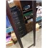 Image 2 : MODERN DRESSING MIRROR