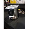Image 2 : AS NEW BELLA PRO SERIES 8QT AIR FRYER WITH TOUCHSCREEN STAINLESS STEEL