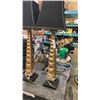 Image 2 : 2 PYRAMID TABLE LAMPS