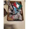 Image 3 : BOX OF NEW KEYCHAINS, BRACELETS AND OTHER JEWELRY