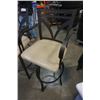 Image 2 : 2 METAL FRAME SWIVEL BAR STOOLS