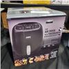 Image 1 : AS NEW BELLA 4QT AIR FRYER WITH TOUCHSCREEN