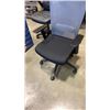 Image 2 : BESTAR CHI EXECUTIVE MESH BACK CHAIR