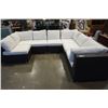 Image 1 : 7 PIECE MODULAR WICKER PATIO SECTIONAL SOFA