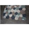 Image 2 : 5 FOOT 6 INCH X 8 FOOT HAND CRAFTED AREA CARPET