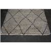Image 2 : 5FT 3INCH X 7 FT SHAG RUG