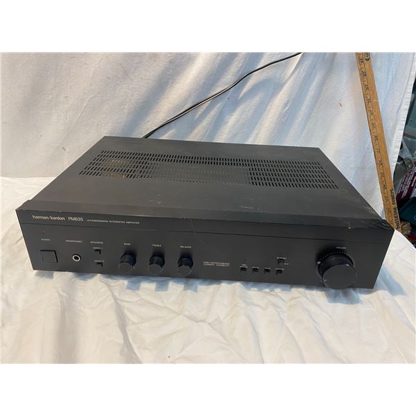 Harman Kardon PM635 amplifier