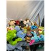 Image 1 : Large lot of stuffies