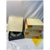 Image 1 : Slide trays and slides