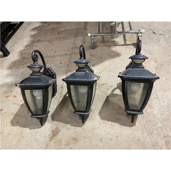 3 outdoor lights