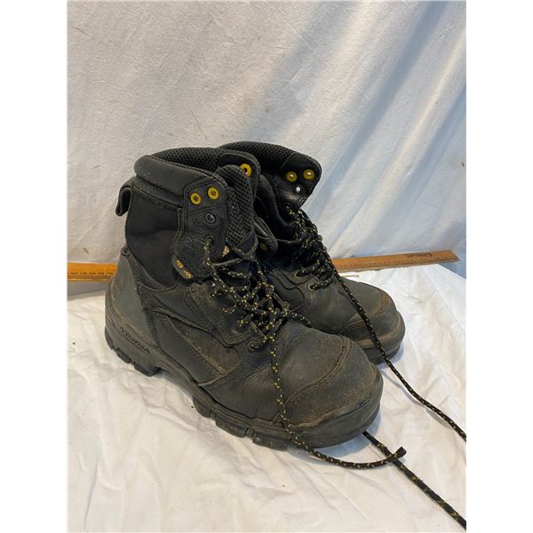 Terra steel toed boots size not shown