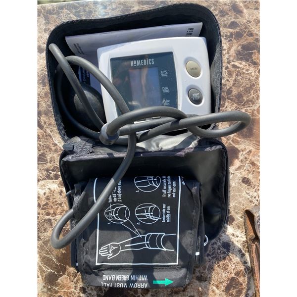 Blood pressure monitor