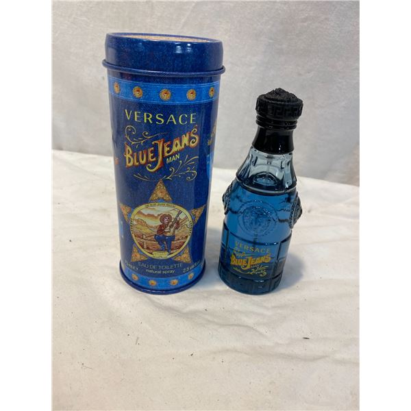 Versace blue jeans man open
