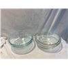 Image 1 : Pyrex bowls
