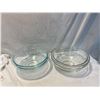 Image 1 : Pyrex bowls