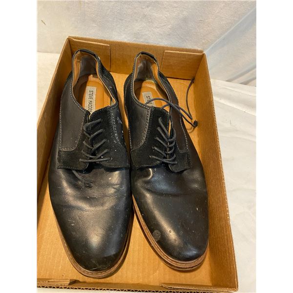 Shoes size 10 Steve Madden