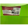 Image 2 : Rubbermaid bin with lid