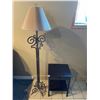 Image 1 : Floor Lamp with Side Table 16" x 14" x 20"