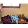 Image 1 : 100% Wool Blankets x2 - Knitted Blanket - Meat Bags For Hunting - Ballcaps x4