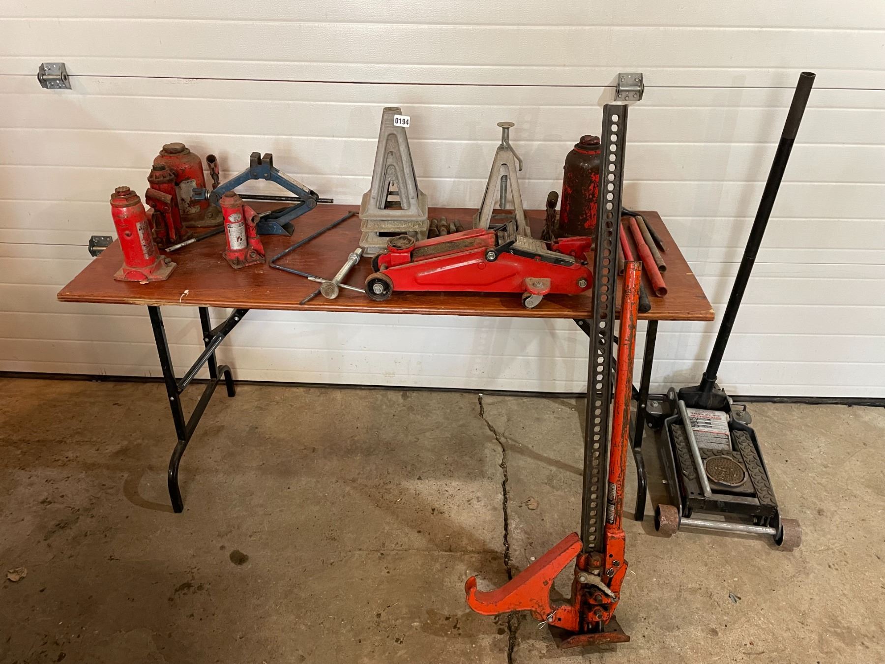 Powerbuilt Triple Lift 4000lbs Trailer Jacks x6 Hydraulic Jacks x5